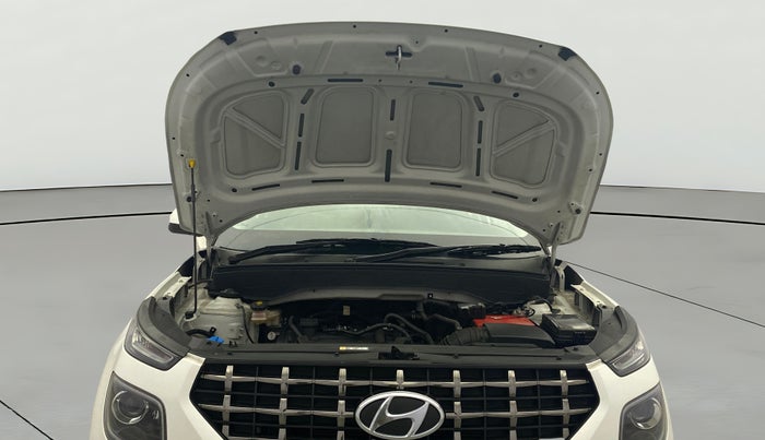 2021 Hyundai VENUE S+ 1.2, Petrol, Manual, 8,602 km, Open Bonet