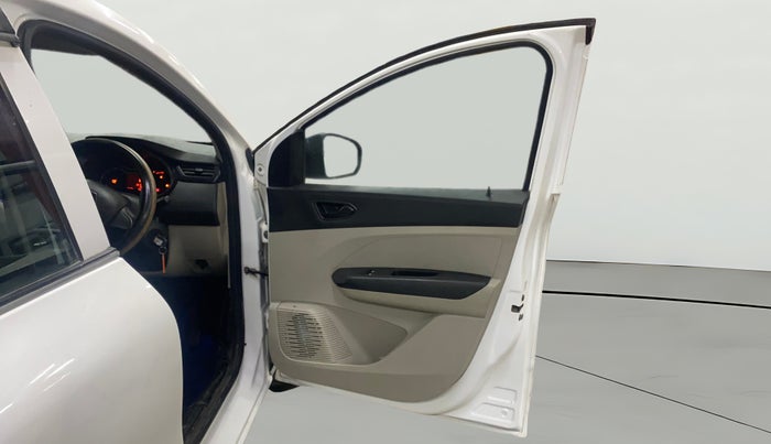 2020 Renault TRIBER RXZ, Petrol, Manual, 65,084 km, RHS Front Door