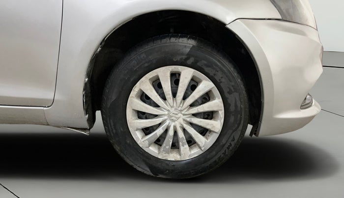 2015 Maruti Swift Dzire VXI, Petrol, Manual, 57,812 km, Right Front Wheel
