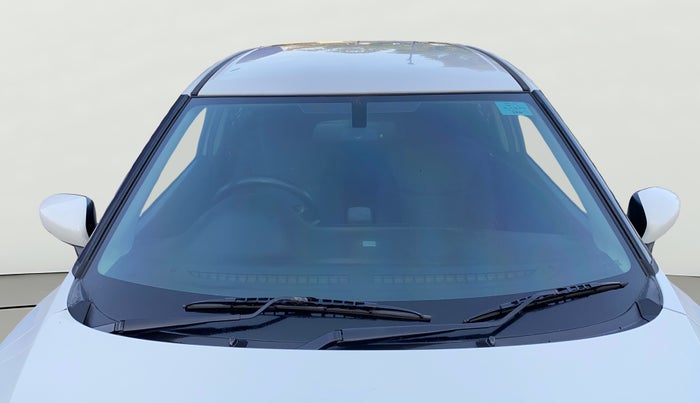 2019 Maruti Baleno ALPHA PETROL 1.2, CNG, Manual, 80,787 km, Front Windshield