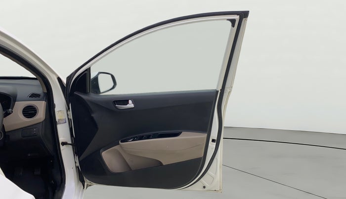 2018 Hyundai Grand i10 SPORTZ 1.2 KAPPA VTVT, Petrol, Manual, 68,907 km, RHS Front Door