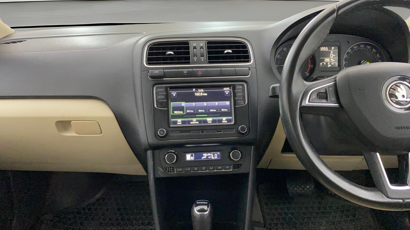 2019 Skoda Rapid AMBITION 1.6 MPI AT, Petrol, Automatic, 28,819 km, Air Conditioner