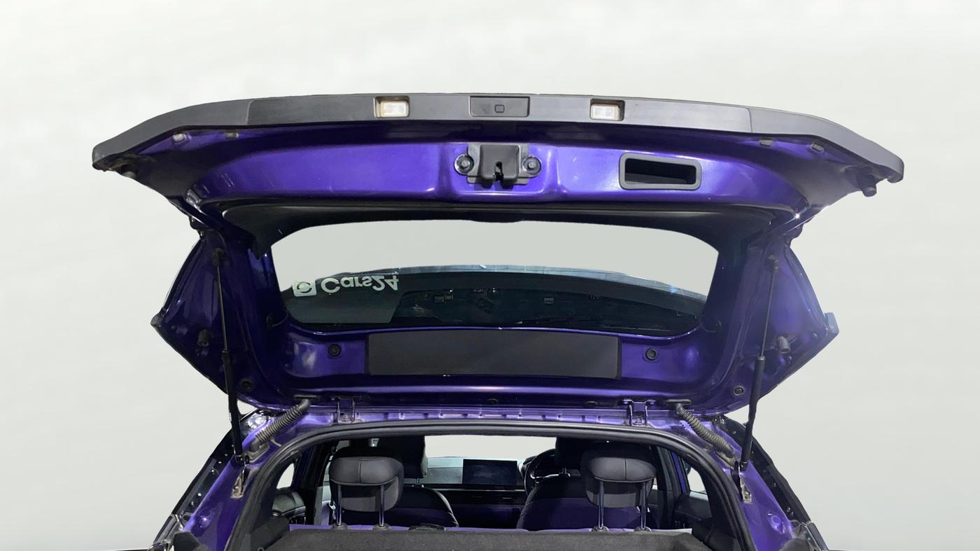 2024 Tata NEXON FEARLESS PURPLE + SUNROOF DCA DUAL TONE 1.2 PETROL, Petrol, Automatic, 14,133 km, Boot Door Open