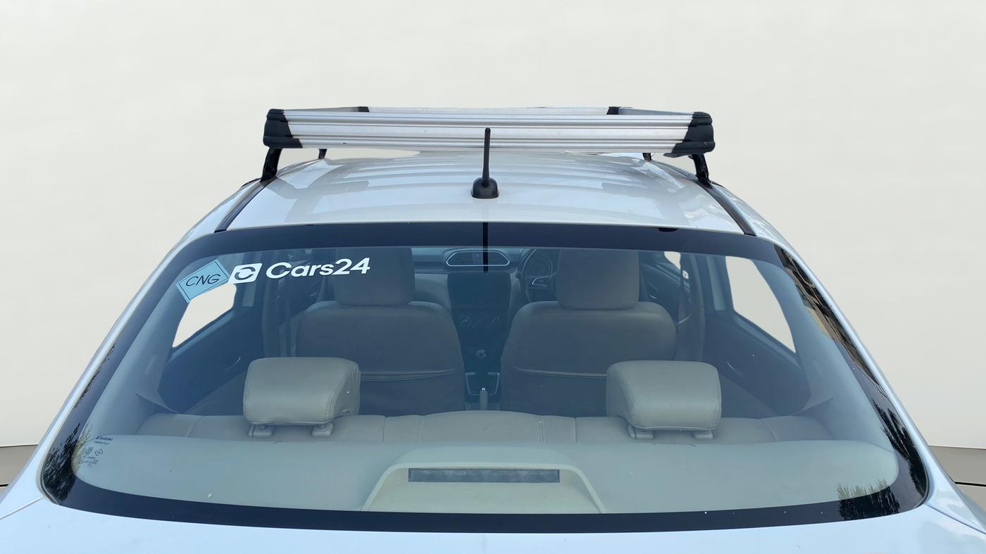 2022 Maruti Dzire VXI CNG, CNG, Manual, 77,499 km, Rear Windshield