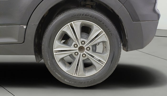 2017 Hyundai Creta SX PLUS AT 1.6 PETROL, Petrol, Automatic, 70,973 km, Left Rear Wheel