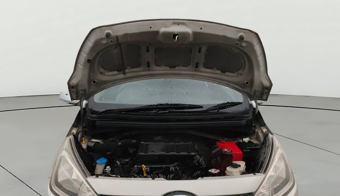 2015 Hyundai Xcent S 1.2, Petrol, Manual, 1,00,172 km, Open Bonet