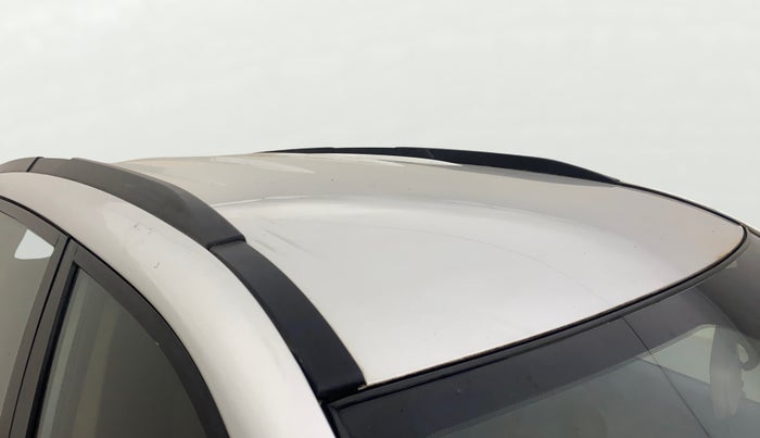 2013 Mahindra XUV500 W6, Diesel, Manual, 1,20,365 km, Roof