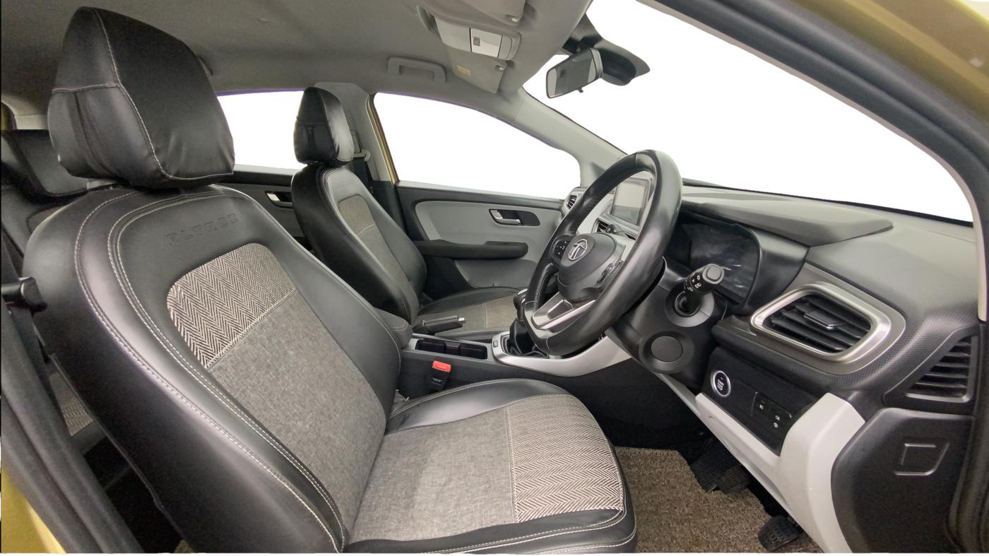 2020 Tata ALTROZ XZ PETROL, Petrol, Manual, 86,875 km, Right Side Front Door Cabin