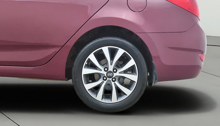 2014 Hyundai Verna FLUIDIC 1.6 VTVT SX, Petrol, Manual, 53,208 km, Left Rear Wheel