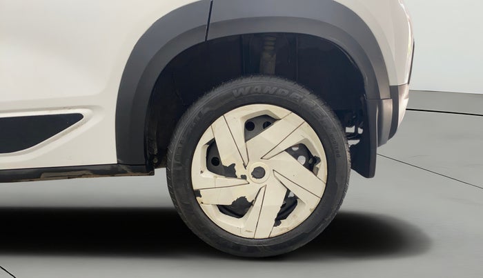 2022 Renault Kiger RXE MT, Petrol, Manual, 39,361 km, Left Rear Wheel