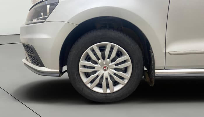 2021 Volkswagen Polo TRENDLINE 1.0L, Petrol, Manual, 56,113 km, Left Front Wheel