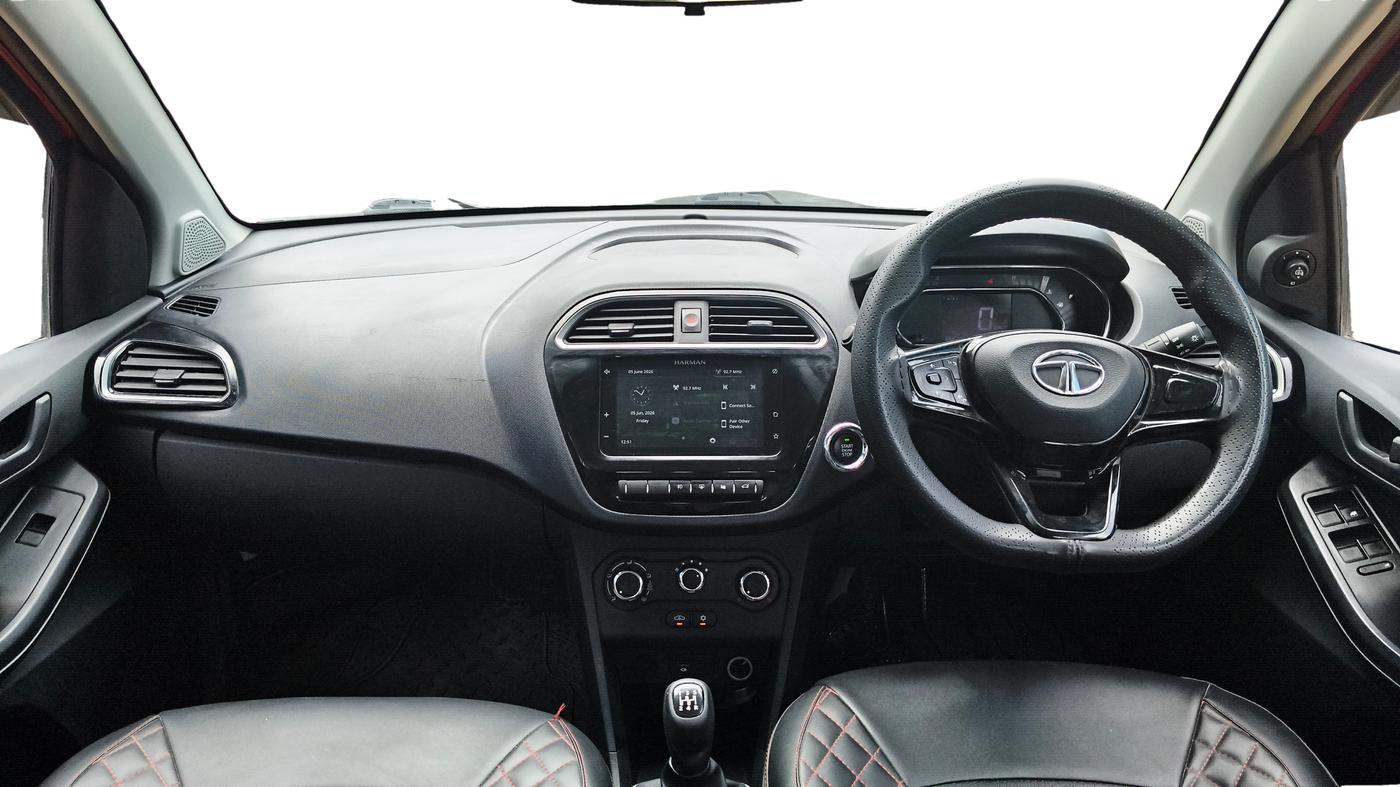 2022 Tata TIAGO NRG XZ MT, Petrol, Manual, 68,264 km, Dashboard