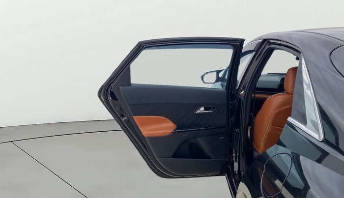 2024 Hyundai Verna SX (O) 1.5 MPI MT, Petrol, Manual, 29,076 km, LHS Rear Door