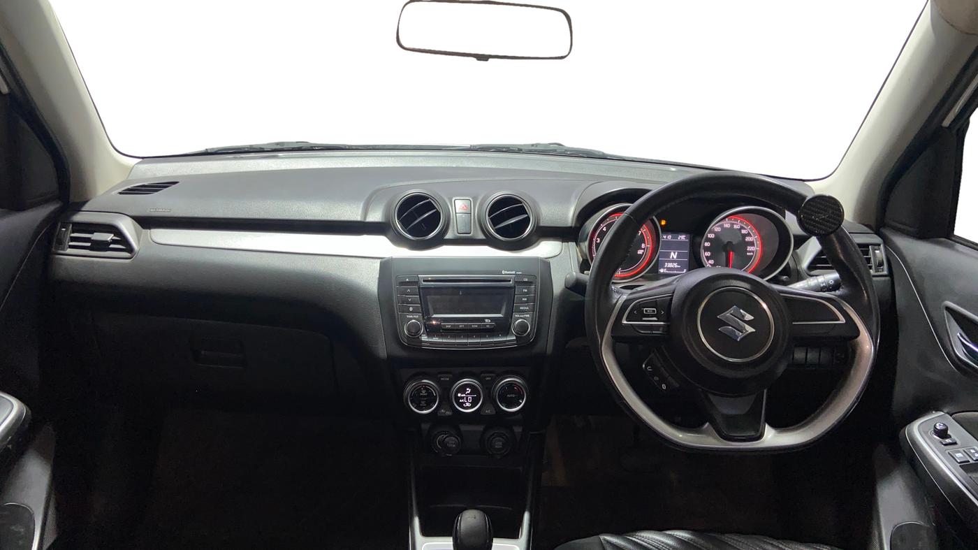 2020 Maruti Swift ZXI AMT, Petrol, Automatic, 33,817 km, Dashboard