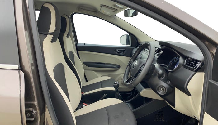 2023 Renault TRIBER RXT, Petrol, Manual, 28,302 km, Right Side Front Door Cabin