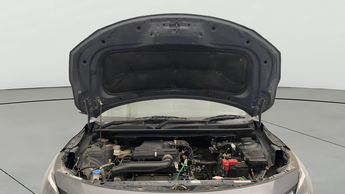 2023 Maruti Baleno ZETA PETROL 1.2, Petrol, Manual, 31,326 km, Open Bonet