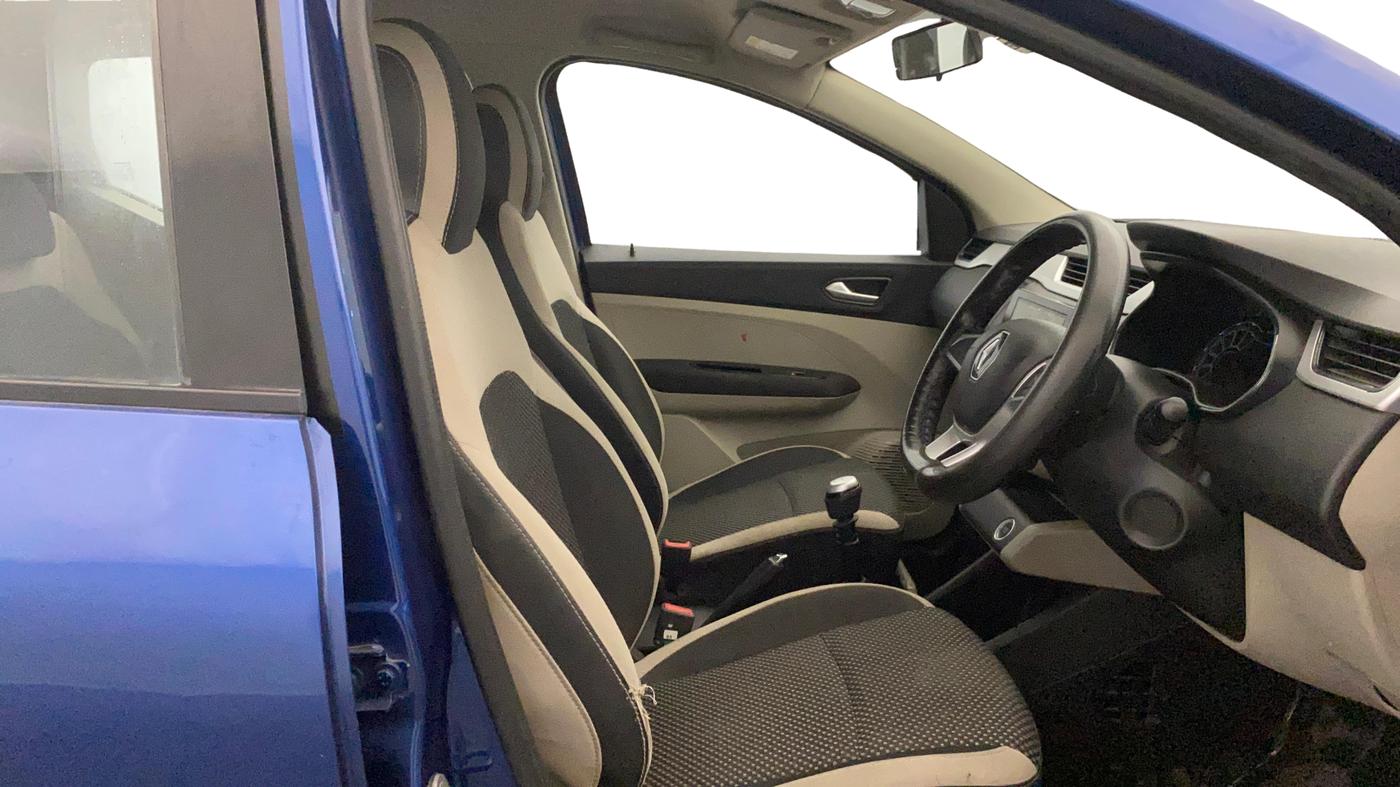 2020 Renault TRIBER RXZ, Petrol, Manual, 41,093 km, Right Side Front Door Cabin