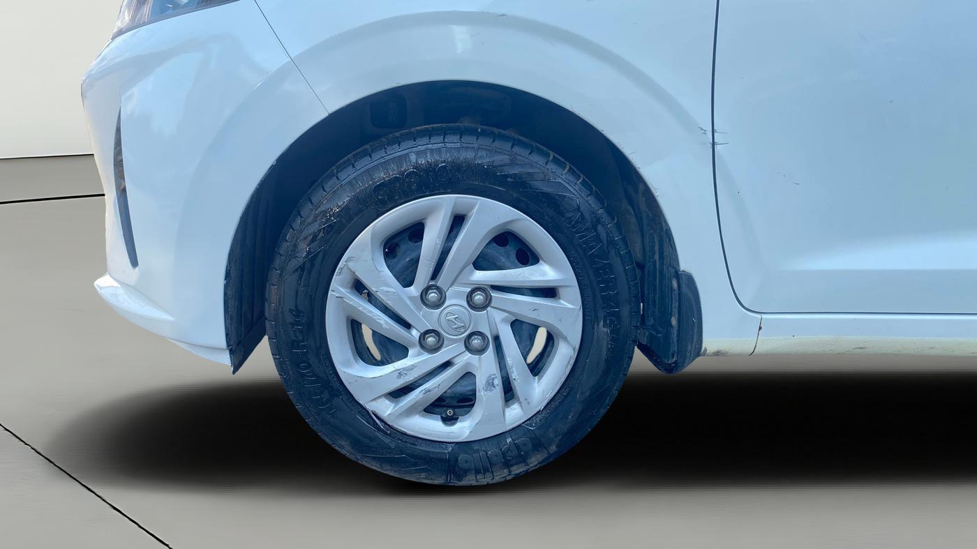 2020 Hyundai AURA S 1.2, Petrol, Manual, 36,894 km, Left Front Wheel