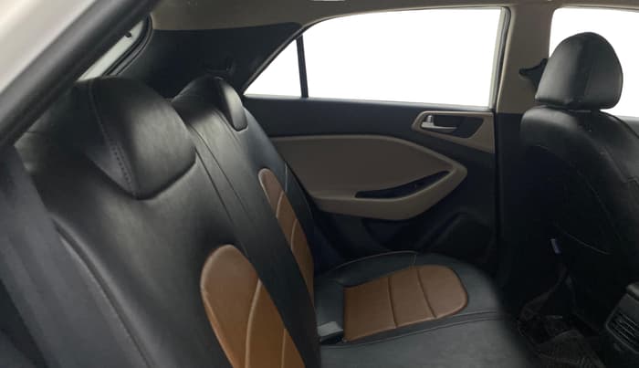 2020 Hyundai Elite i20 MAGNA PLUS 1.2, Petrol, Manual, 55,623 km, Right Side Rear Door Cabin