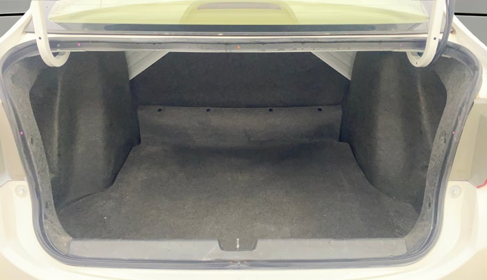 2018 Honda City 1.5L I-VTEC V MT, Petrol, Manual, 33,547 km, Boot Open Zoomed View