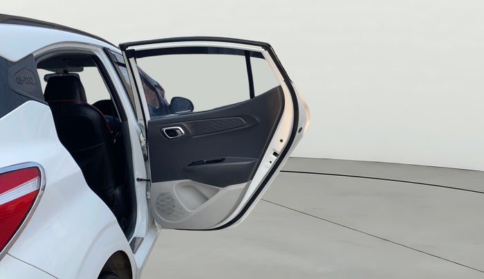 2022 Hyundai GRAND I10 NIOS ASTA AMT 1.2 KAPPA VTVT, Petrol, Automatic, 6,976 km, RHS Rear Door