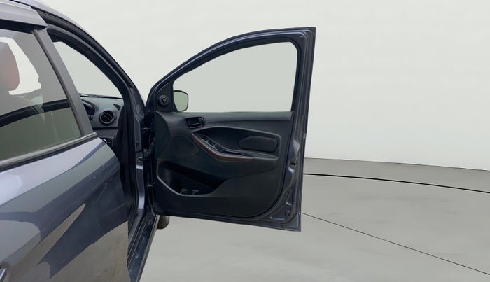 2020 Ford FREESTYLE TITANIUM PLUS 1.2 PETROL, Petrol, Manual, 87,268 km, RHS Front Door