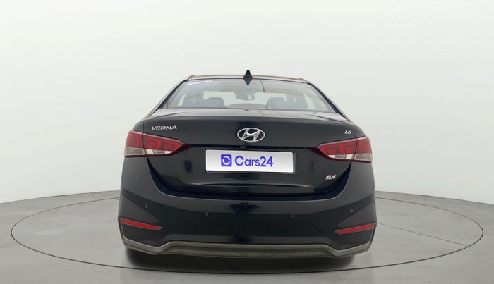 2018 Hyundai Verna 1.6 VTVT SX O, Petrol, Manual, 2,026 km, Back/Rear