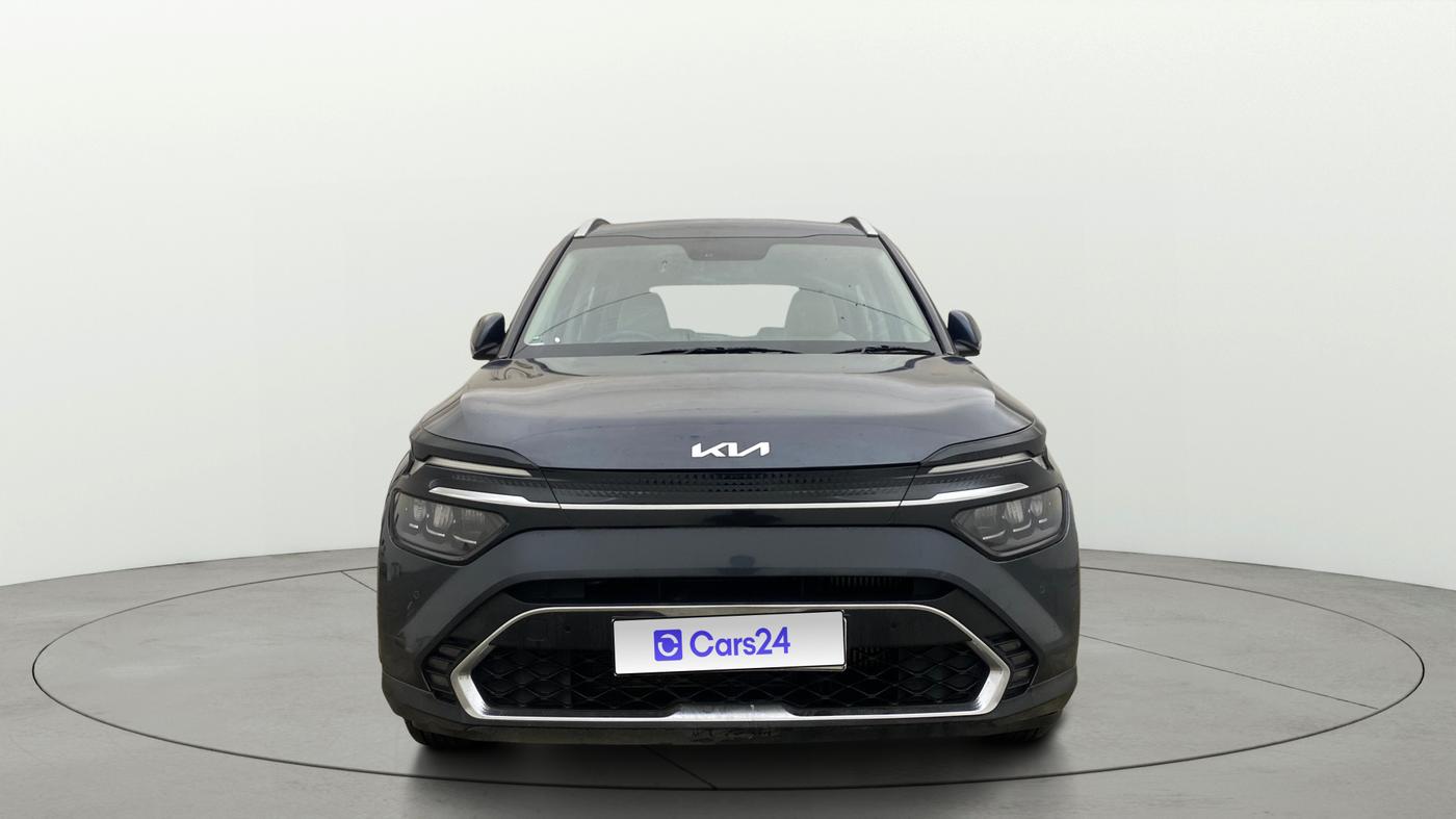 2022 KIA CARENS LUXURY PLUS 1.4 PETROL 7 STR, Petrol, Manual, 61,668 km, Front
