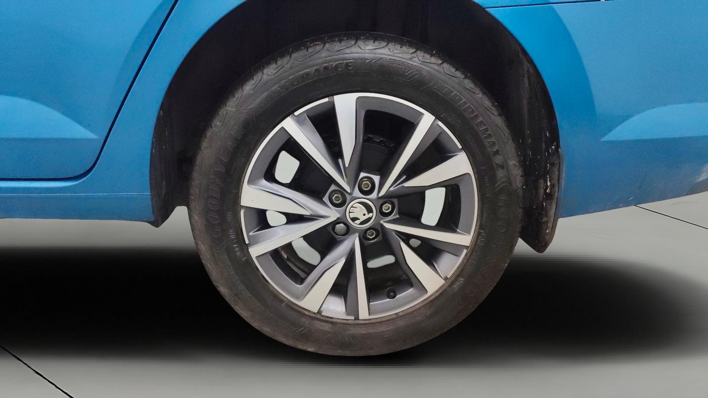 2023 Skoda SLAVIA STYLE 1.0L TSI AT, Petrol, Automatic, 27,545 km, Left Rear Wheel