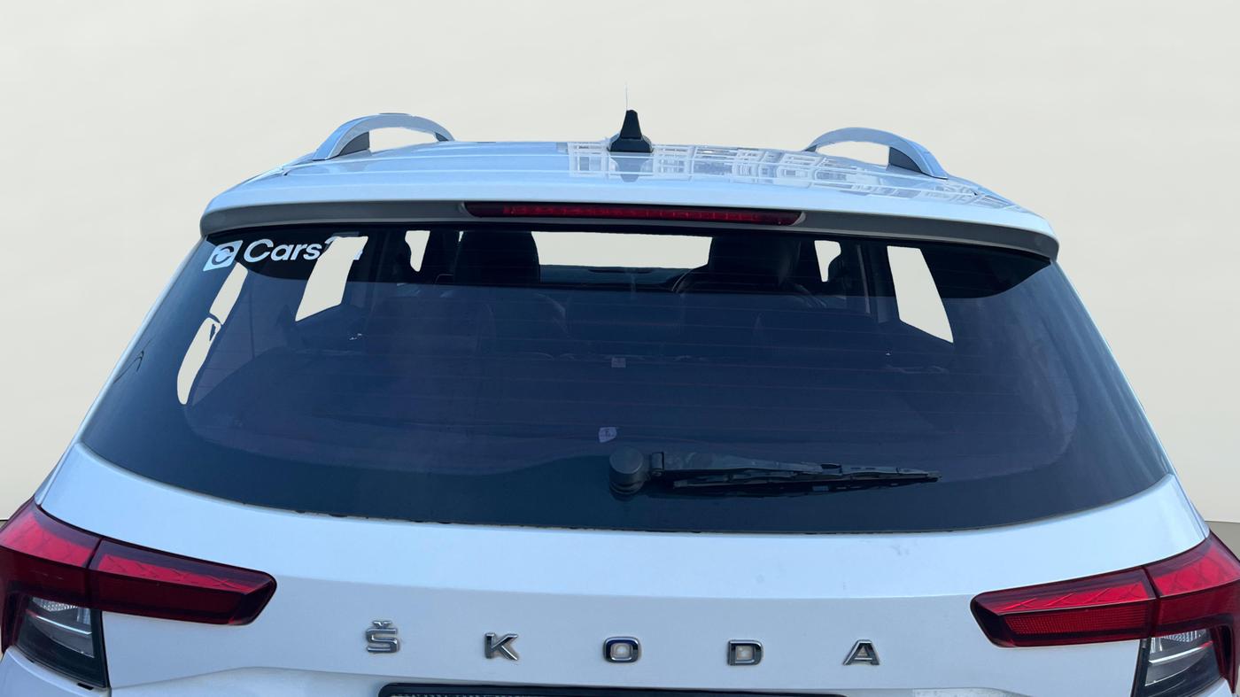 2021 Skoda KUSHAQ AMBITION 1.0L TSI AT, Petrol, Automatic, 91,579 km, Rear Windshield