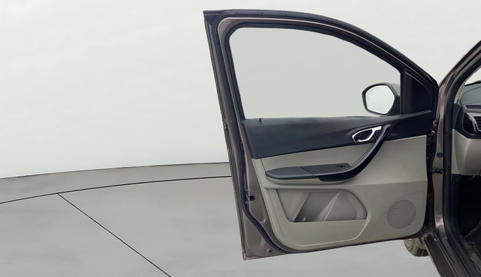 2018 Tata Tiago XZA PETROL, Petrol, Automatic, 42,438 km, LHS Front Door