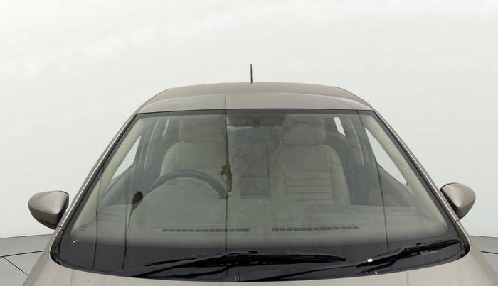 2016 Skoda Rapid AMBITION 1.6 MPI MT, Petrol, Manual, 82,089 km, Front Windshield