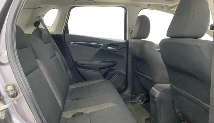 2018 Honda WR-V 1.2L I-VTEC VX MT, Petrol, Manual, 1,20,118 km, Right Side Rear Door Cabin