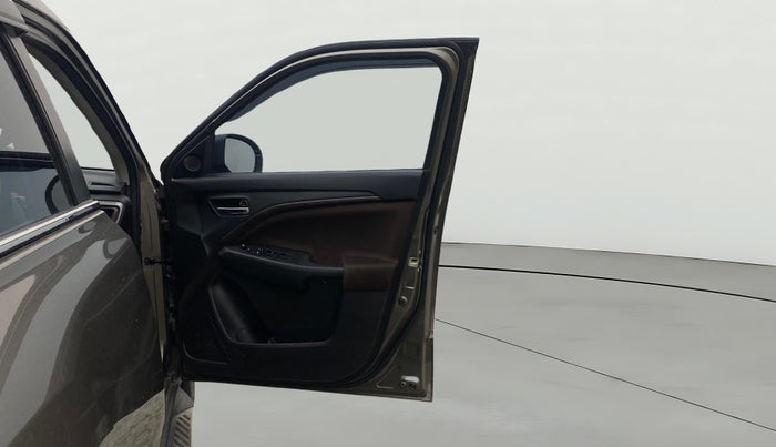 2022 Maruti BREZZA ZXI AT SMART HYBRID, Petrol, Automatic, 68,377 km, RHS Front Door