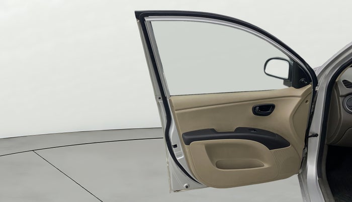 2014 Hyundai i10 MAGNA 1.2, Petrol, Manual, 1,17,384 km, LHS Front Door