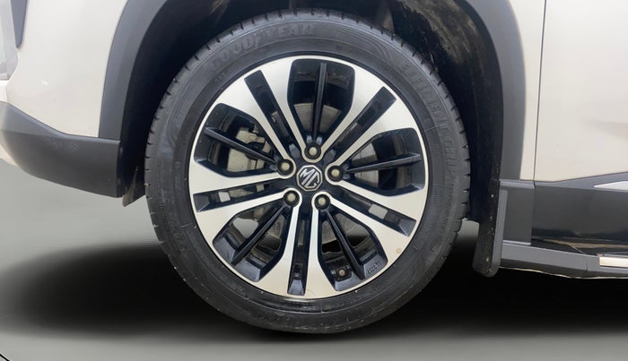 2022 MG HECTOR SHARP 1.5 PETROL CVT, Petrol, Automatic, 28,949 km, Left Front Wheel