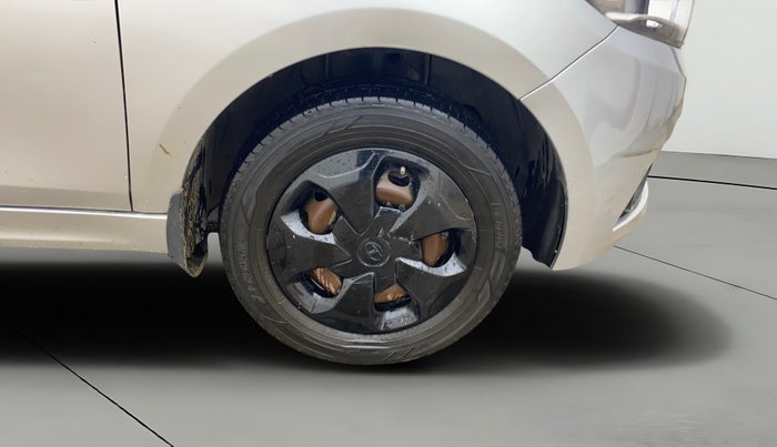 2018 Tata Tiago XT PETROL, Petrol, Manual, 50,971 km, Right Front Wheel