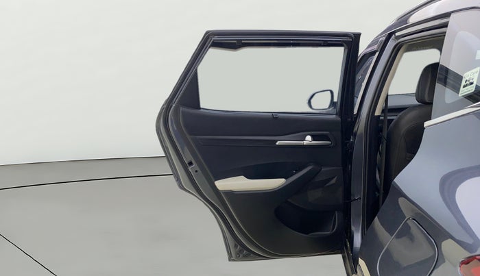 2023 KIA SELTOS HTK PLUS 1.5 IMT, Petrol, Manual, 57,754 km, LHS Rear Door