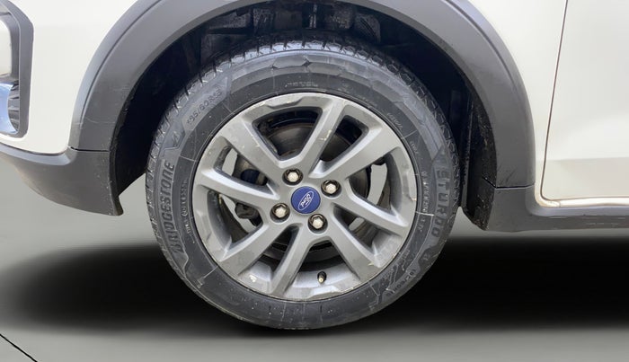 2020 Ford FREESTYLE TITANIUM 1.2 PETROL, Petrol, Manual, 1,14,560 km, Left Front Wheel