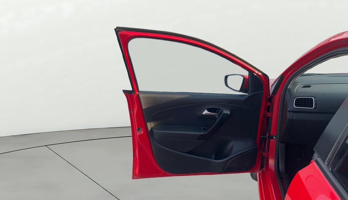 2019 Volkswagen Polo HIGHLINE PLUS 1.0, Petrol, Manual, 1,23,914 km, LHS Front Door