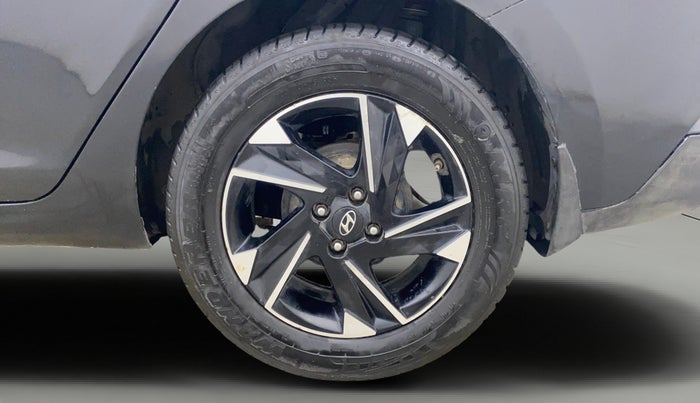 2020 Hyundai Verna SX (O) 1.5 VTVT IVT, Petrol, Automatic, 91,811 km, Left Rear Wheel