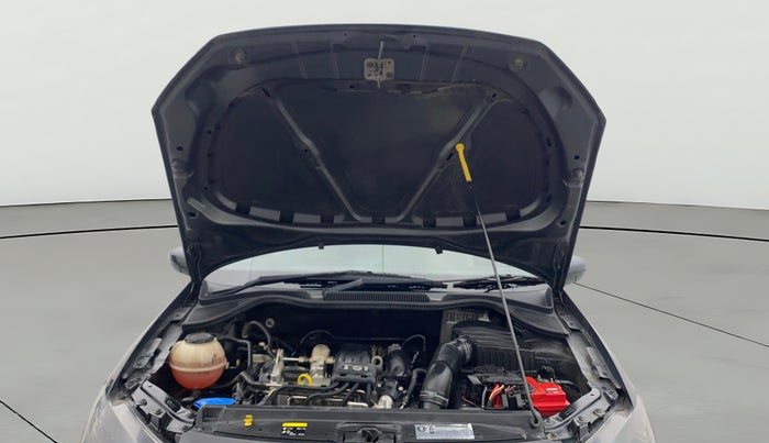 2017 Volkswagen Vento 1.2 TSI HIGHLINE PLUS AT, Petrol, Automatic, 60,533 km, Open Bonet