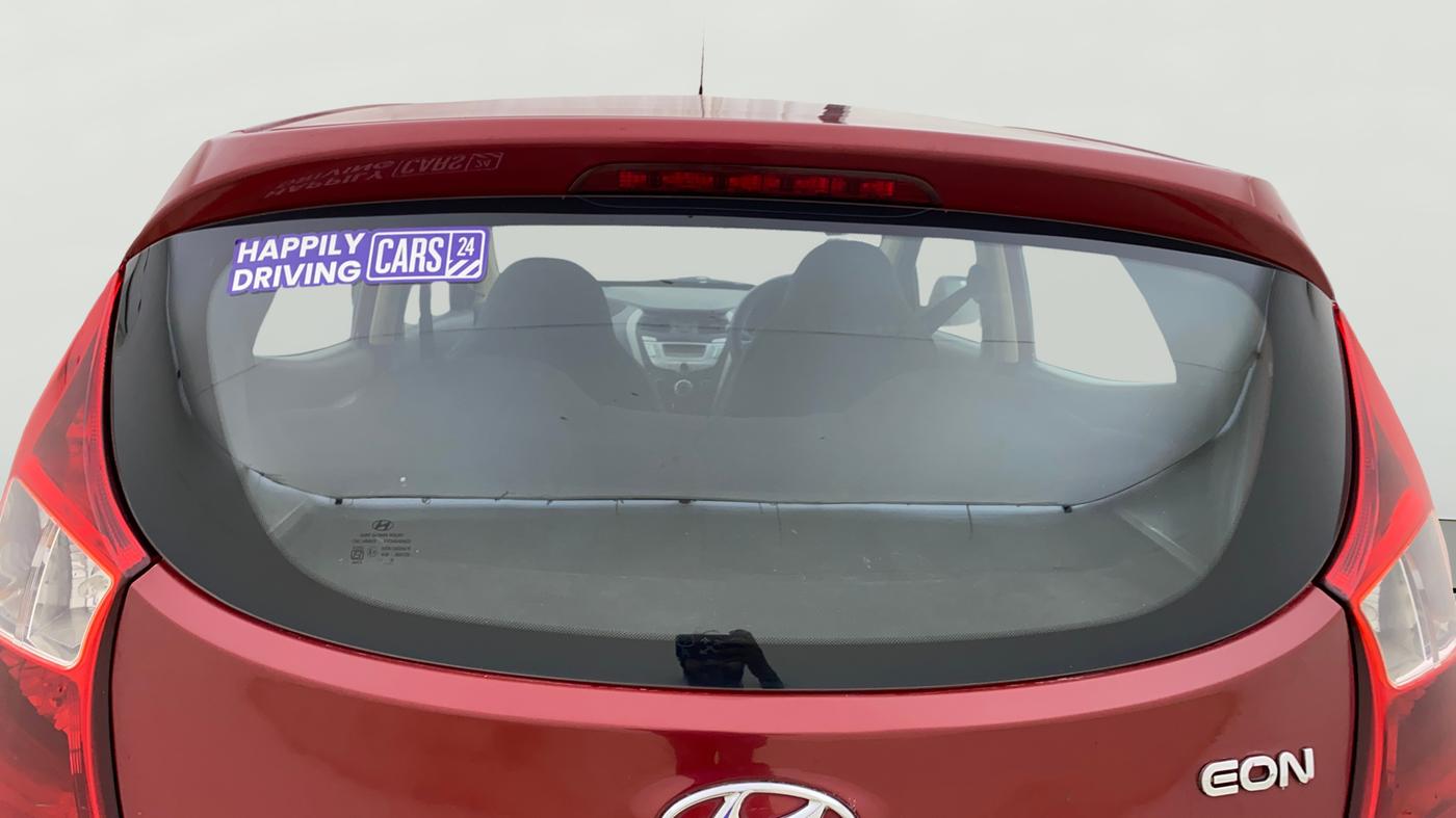 2018 Hyundai Eon SPORTZ, CNG, Manual, 51,407 km, Rear Windshield
