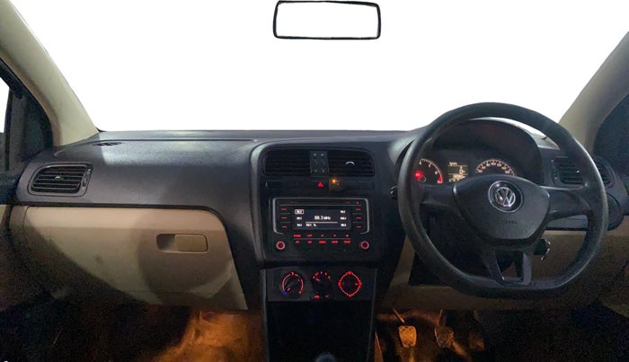 2016 Volkswagen Ameo TRENDLINE 1.2L, CNG, Manual, 1,38,957 km, Dashboard