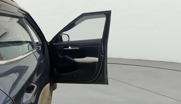 2022 KIA SELTOS HTK PLUS 1.5 DIESEL IMT, Diesel, Manual, 42,957 km, RHS Front Door