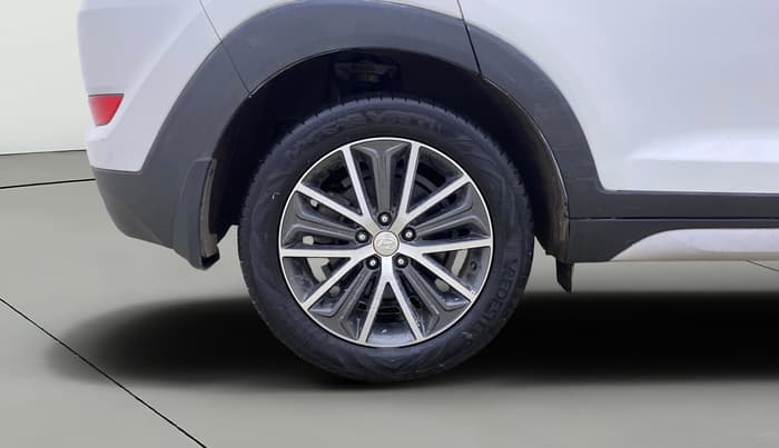 2018 Hyundai Tucson GLS 2WD AT PETROL, Petrol, Automatic, 37,821 km, Right Rear Wheel
