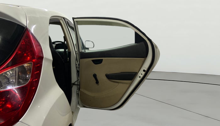 2015 Hyundai Eon ERA +, Petrol, Manual, 25,241 km, RHS Rear Door