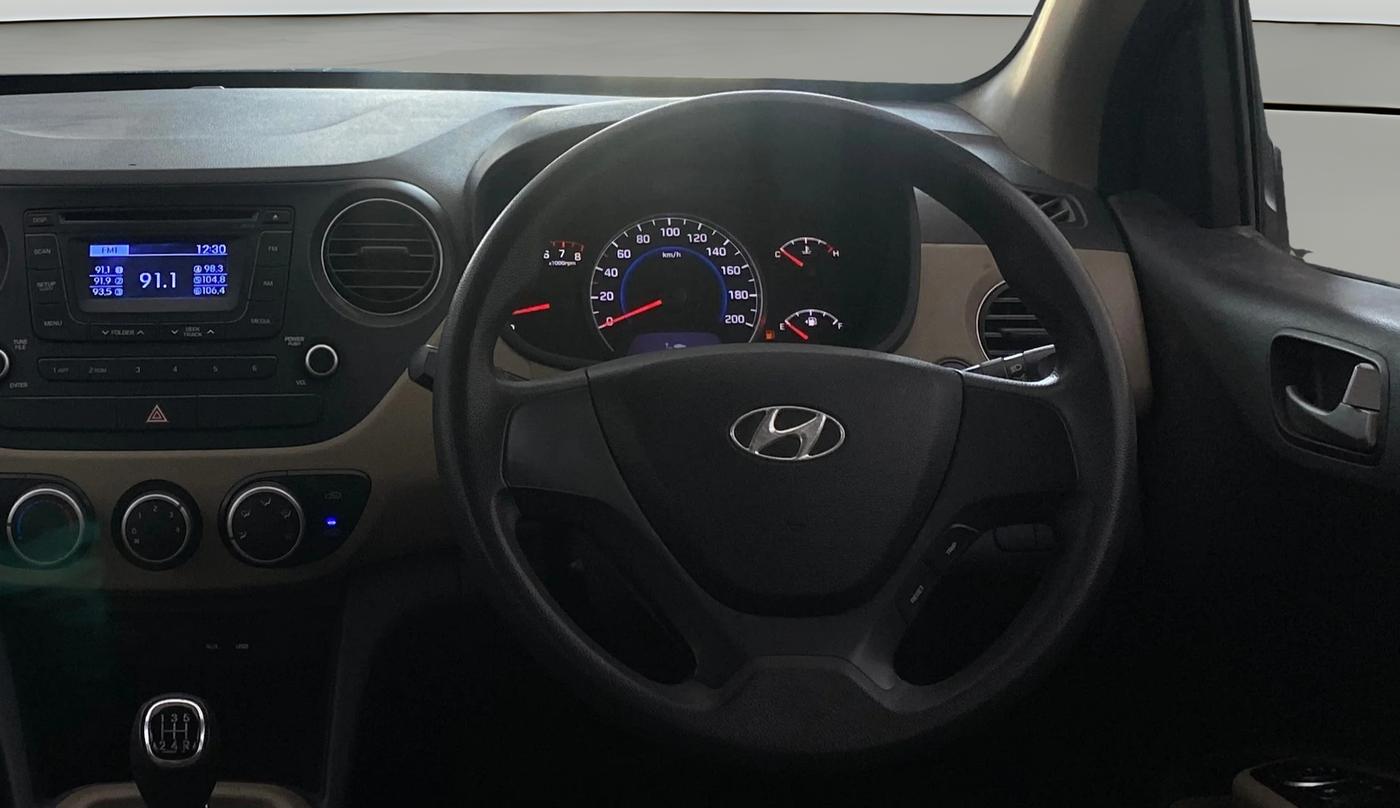2013 Hyundai Grand i10 SPORTZ 1.2 KAPPA VTVT, Petrol, Manual, 45,242 km, Steering Wheel Close Up