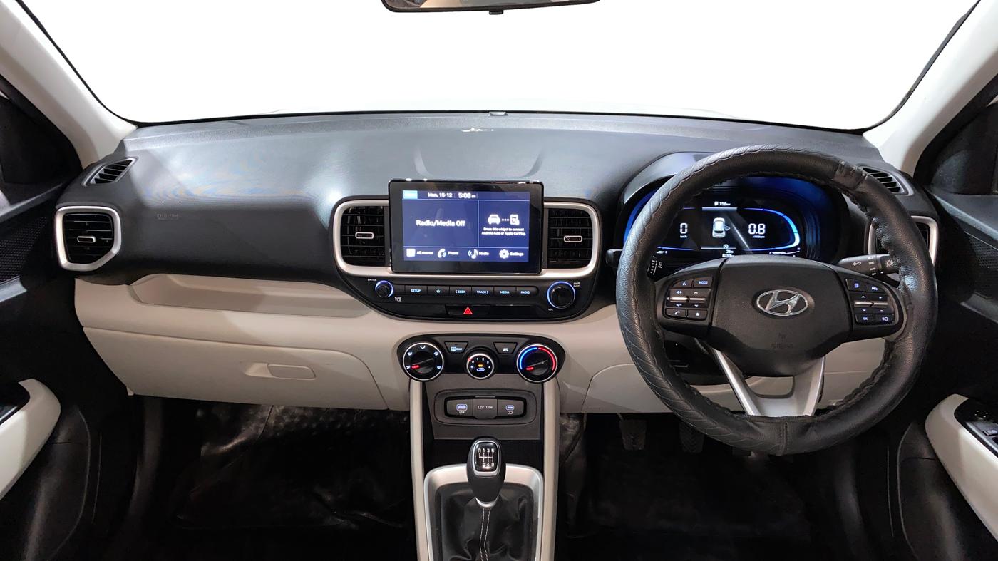 2024 Hyundai VENUE Executive 1.0 Turbo MT, Petrol, Manual, 8,305 km, Dashboard