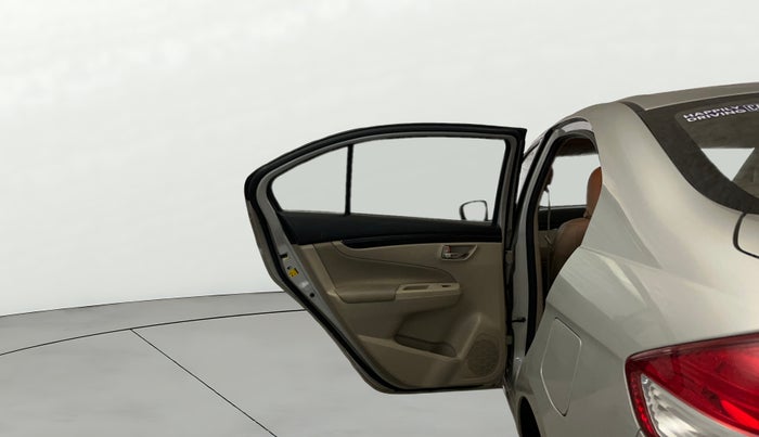 2016 Maruti Ciaz ZXI+, Petrol, Manual, 44,437 km, LHS Rear Door